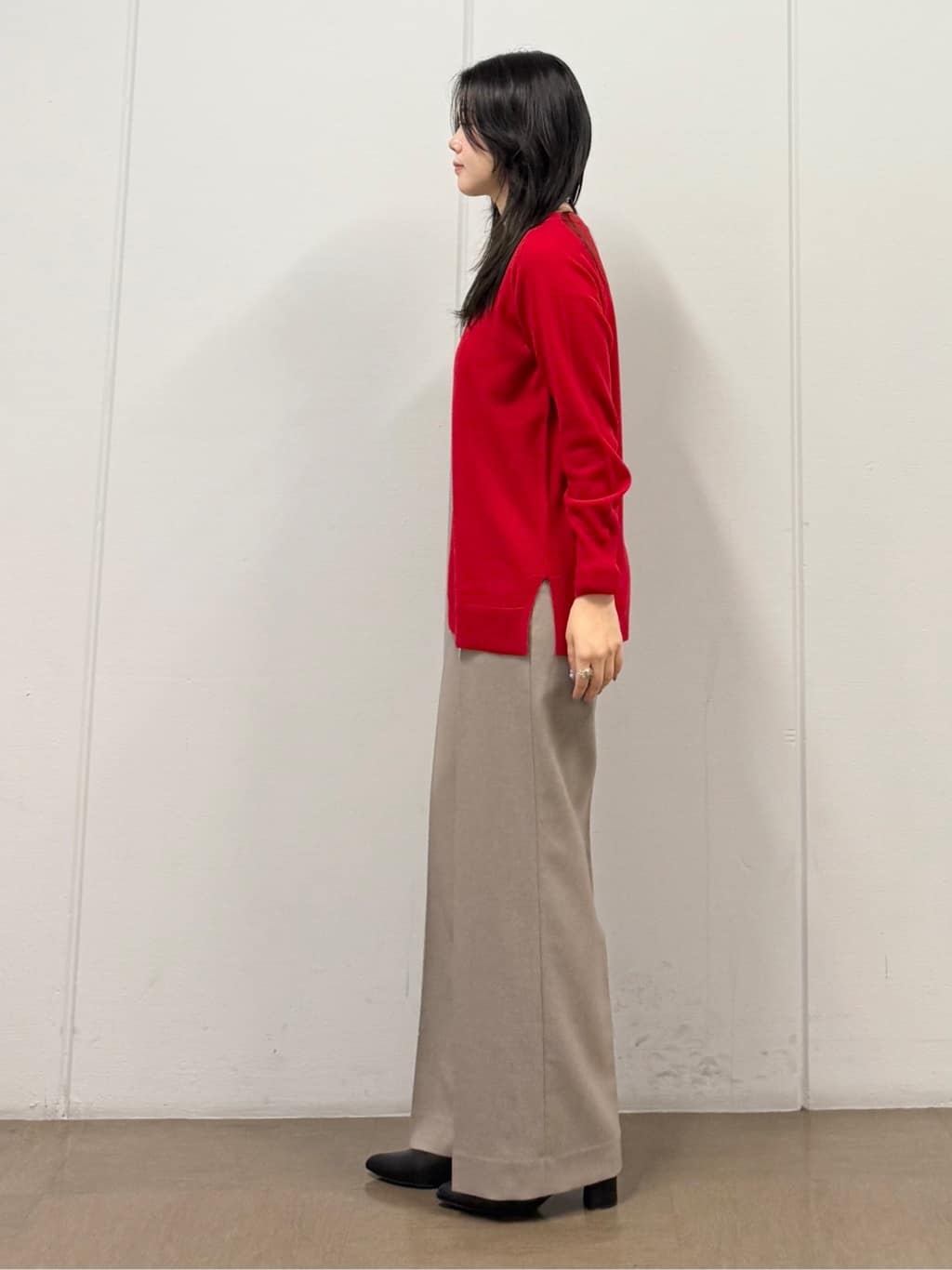 mizukiさんの「INDIVI｜【撥水／洗える】ステッチレス ロングダウンコート」を使ったコーディネート