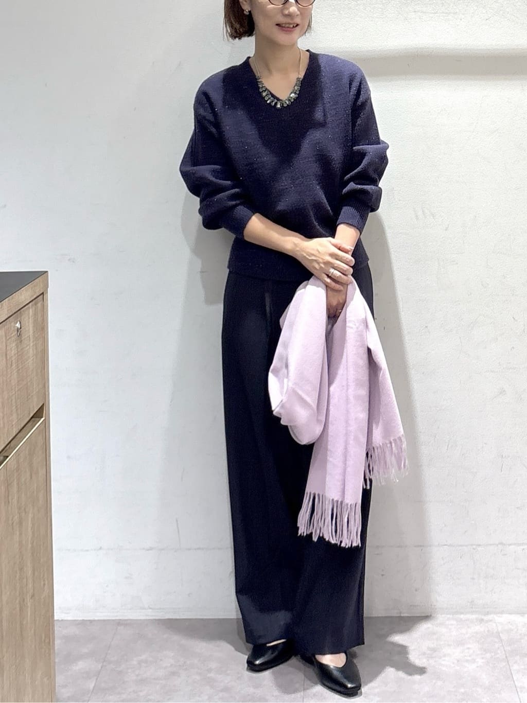 たけねぇさんの「OPAQUE.CLIP｜Vネックラメニット【洗濯機OK】」を使ったコーディネート