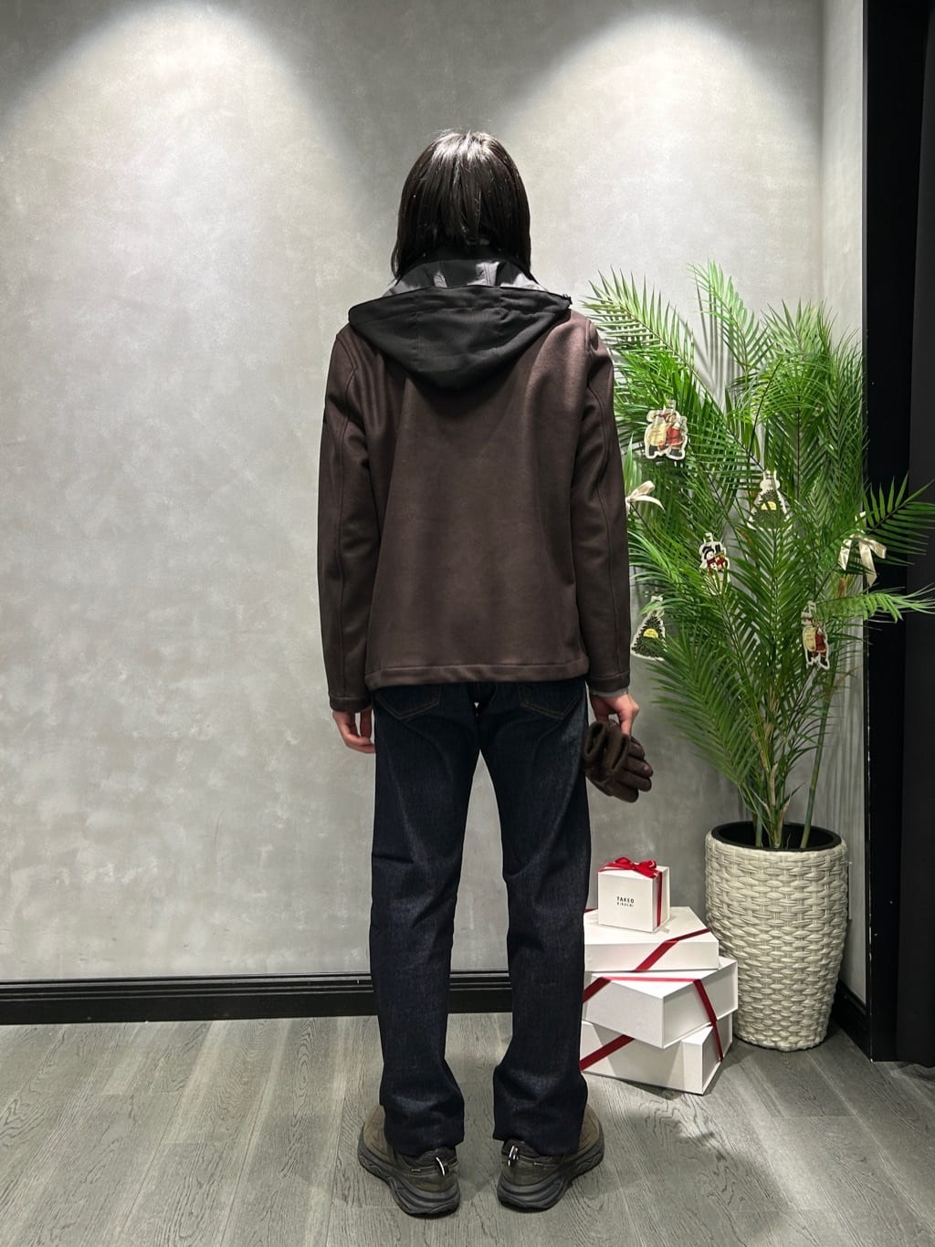 ruiさんの「TAKEO KIKUCHI｜【JUST ONE LAYER】ダウンファブリック ジップアップ フード ブルゾン」を使ったコーディネート