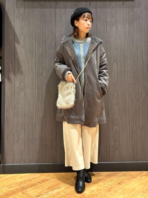 meiさんの「SHOO･LA･RUE｜【洗濯機可】美脚見え あったか圧縮ニット ガウチョパンツ」を使ったコーディネート