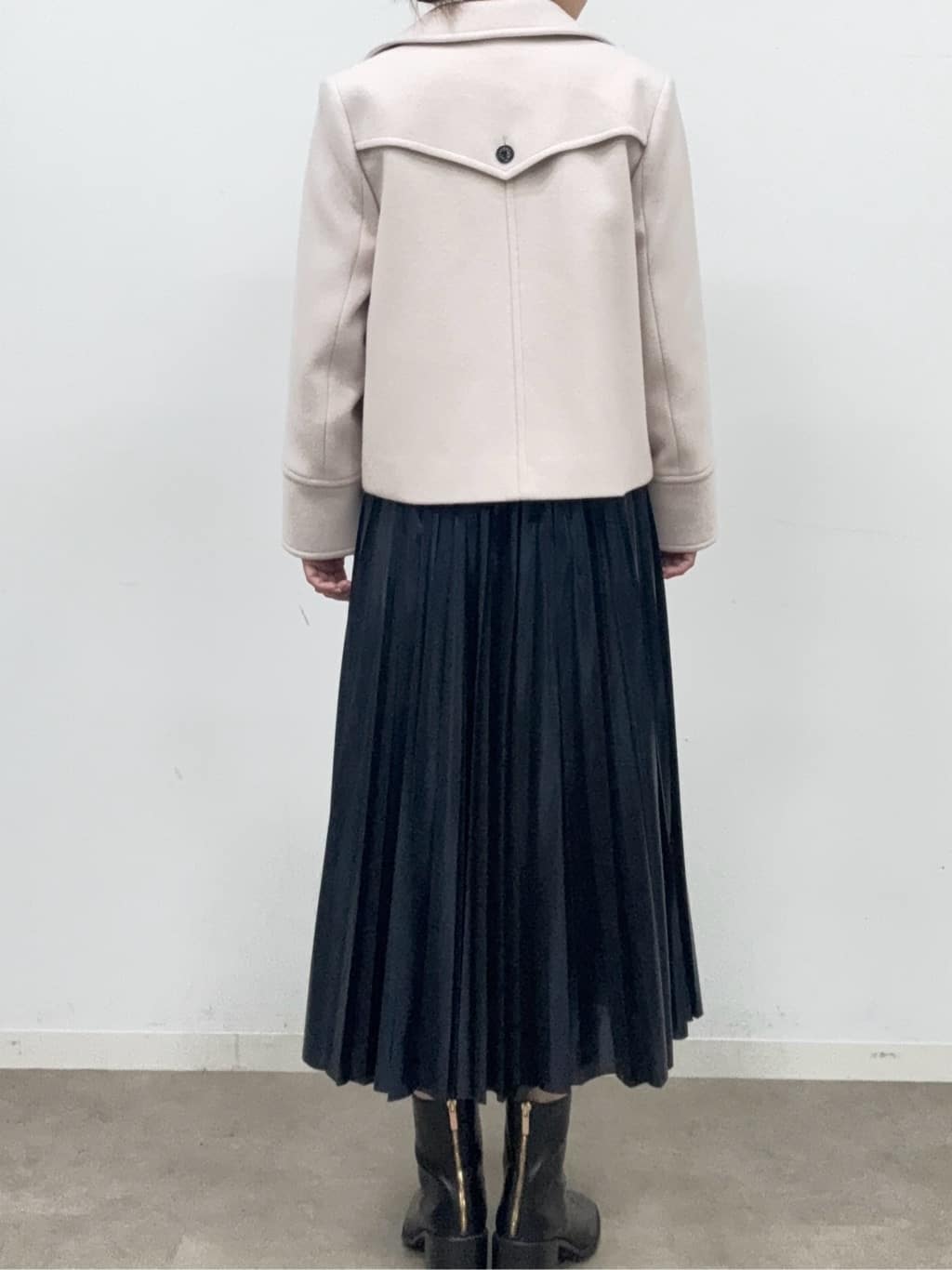 BUNさんの「DRESSTERIOR｜◆アニージャカードニット」を使ったコーディネート