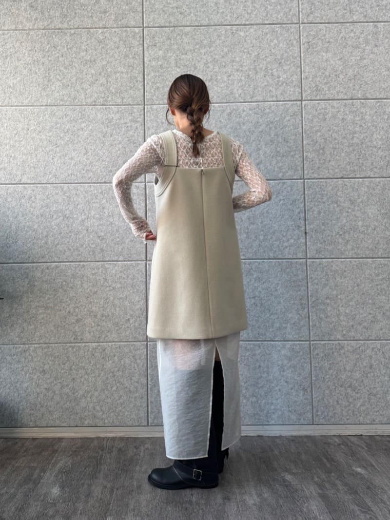 designer yukaさんの「CODE A｜wool mini dress」を使ったコーディネート