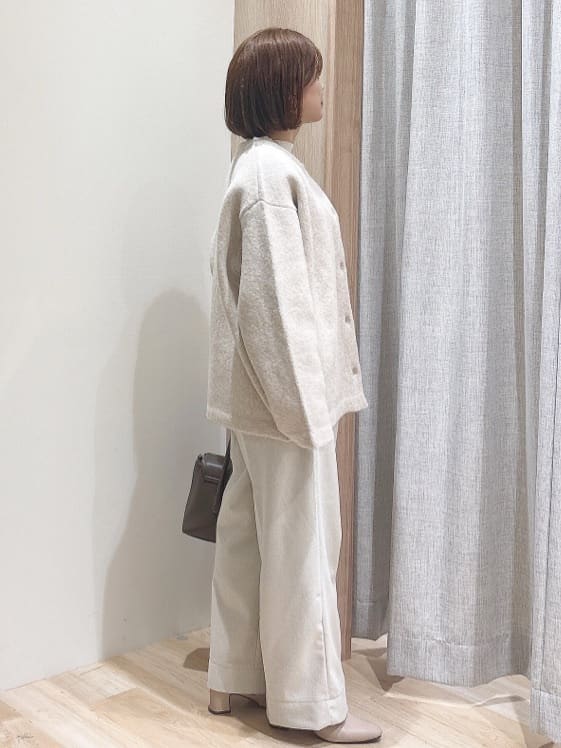 MIYUさんの「grove｜ふっくらやわらかく、毛混オーバーニットカーディガン」を使ったコーディネート