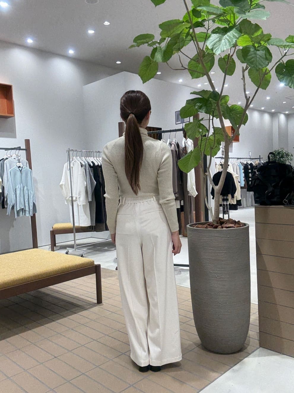 norimiさんの「INDIVI｜3WAYスタンドカラーショートダウン【凹凸素材】」を使ったコーディネート