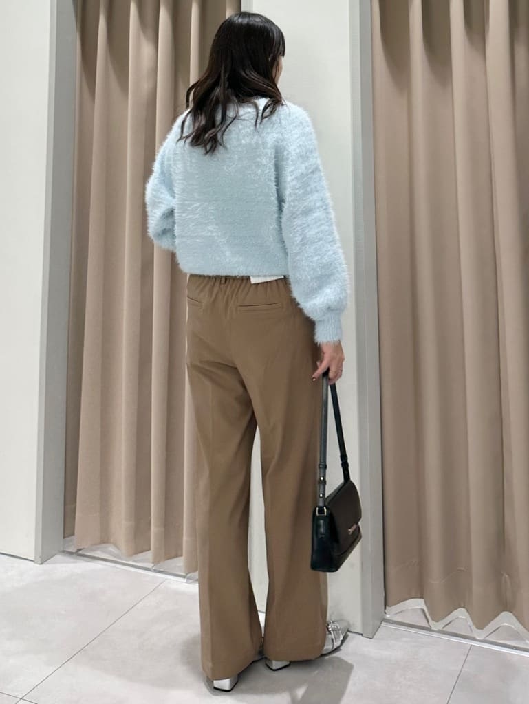 cottonさんの「THE SHOP TK｜着るたびときめく ふんわりフェザーシャギーニット」を使ったコーディネート