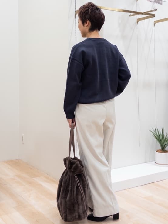 シュウコさんの「grove｜【洗える/あったか】美シルエットなマリンワイドパンツ」を使ったコーディネート