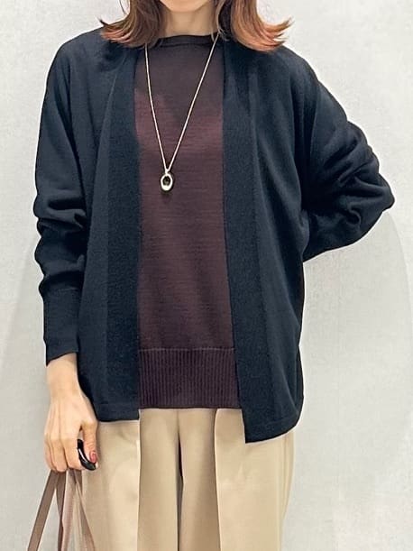 Miwaさんの「UNTITLED｜【8色展開/体型カバー】魅せるタイムレスニット」を使ったコーディネート