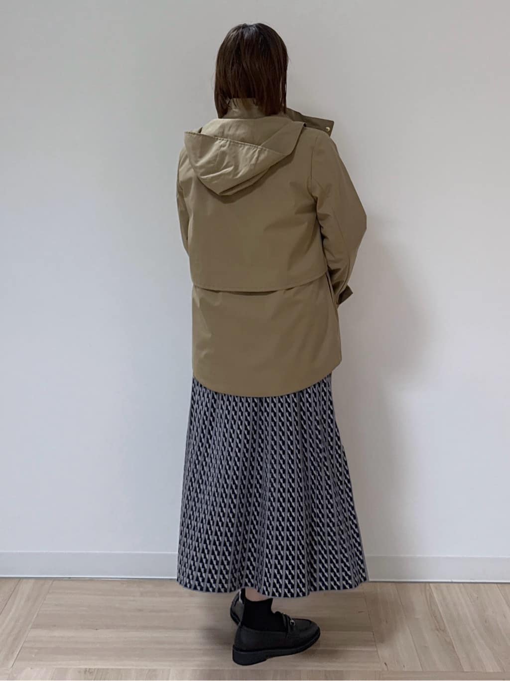 amiさんの「Reflect｜【すっきり見え／フード取り外し可／通勤におすすめ◎】ライティアウター」を使ったコーディネート