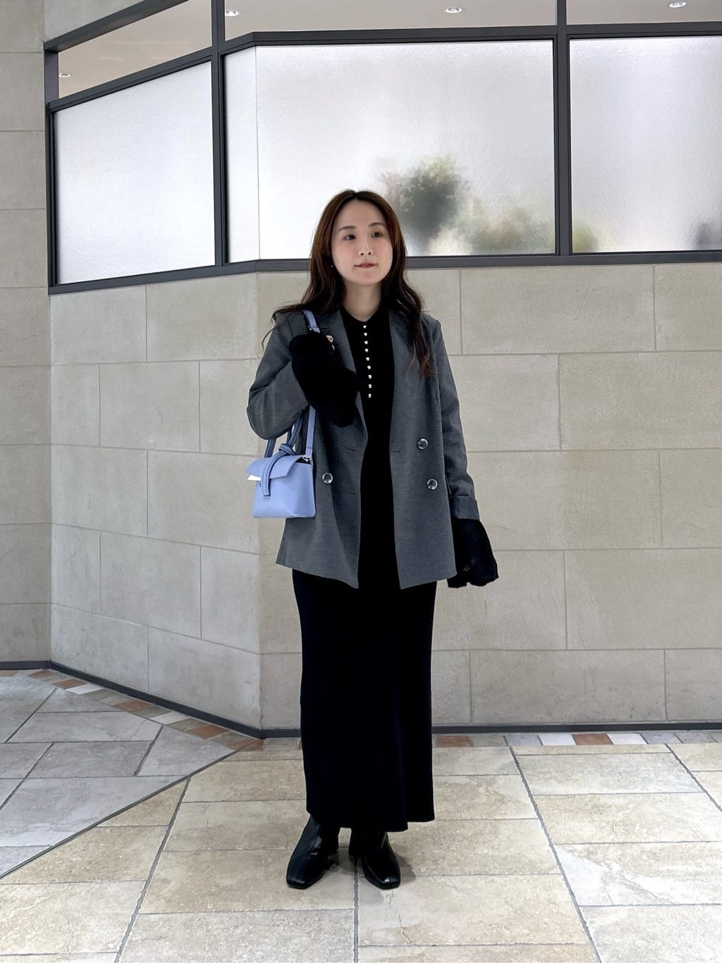 よねさんの「INDIVI｜【MILLELA FIRENZE】ループハンドルバッグ」を使ったコーディネート