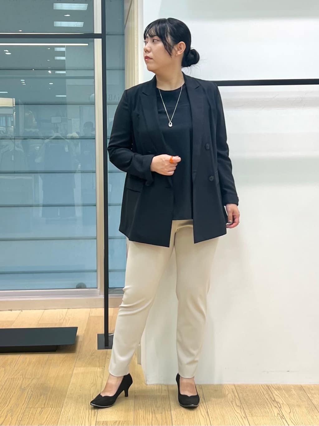 shimaさんの「INDIVI｜【軽く羽織れる！】ダブルジャケット」を使ったコーディネート