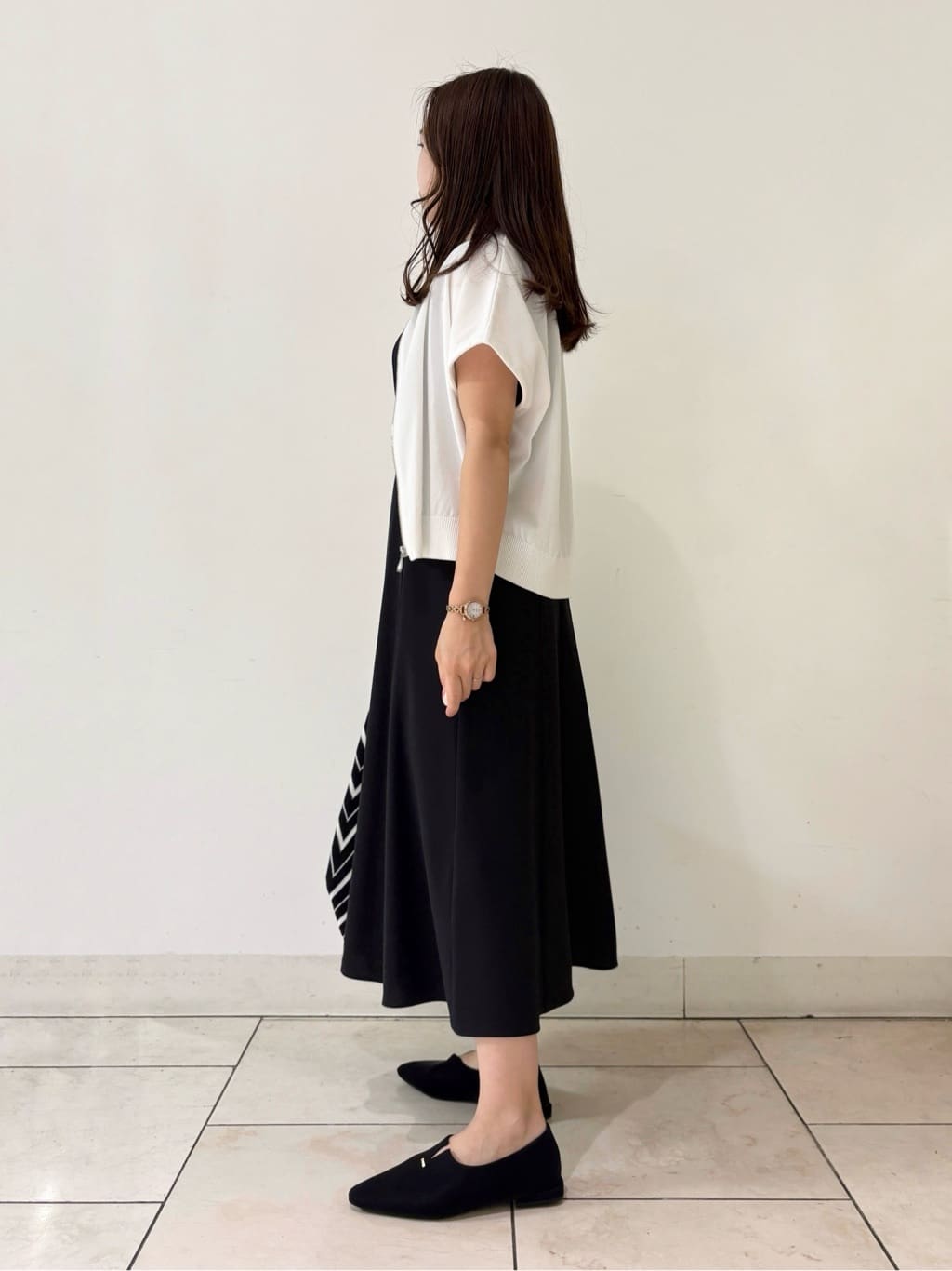 kahoさんの「INDIVI｜【美シルエット】ノースリーブワンピース」を使ったコーディネート