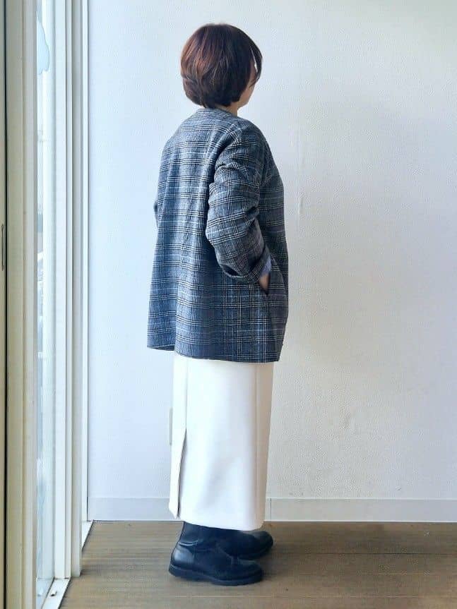 やじまさんの「UNTITLED｜【ミディ丈/軽やか】セミラグランリバー コート」を使ったコーディネート