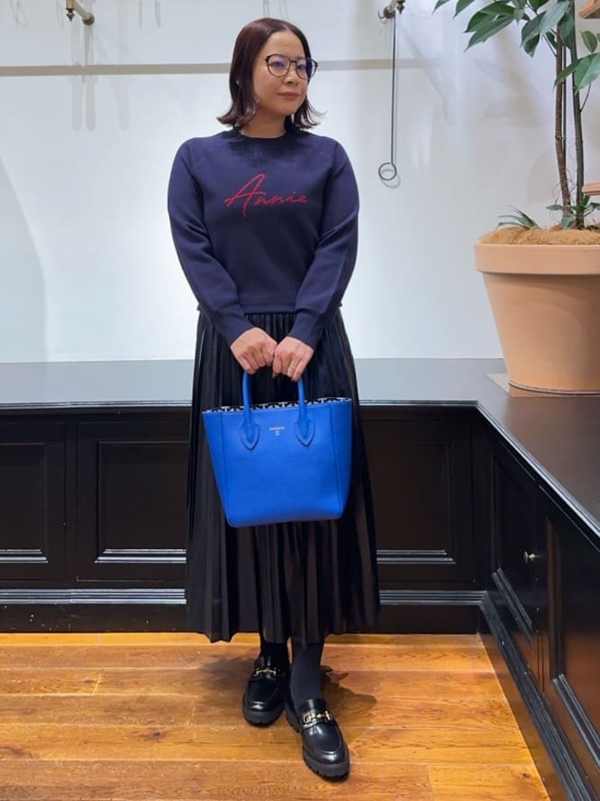 Asamiさんの「DRESSTERIOR｜◆【洗える/ストレッチ性/オンオフ】箔プリントプリーツスカート」を使ったコーディネート
