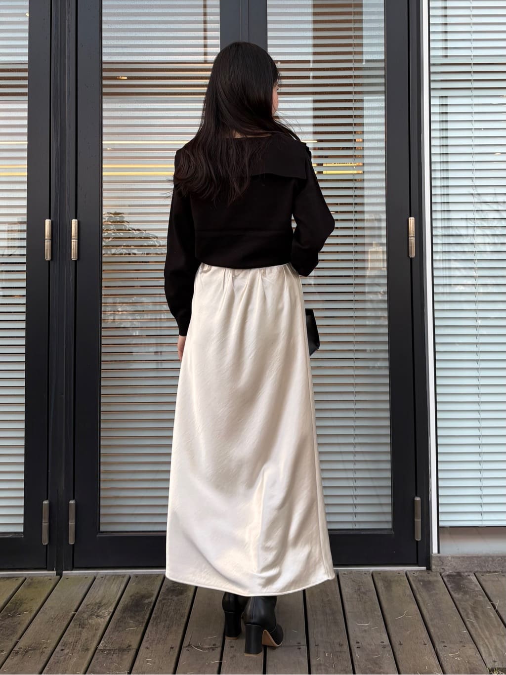 AOIさんの「Couture brooch｜リボンカラーデザインニット」を使ったコーディネート