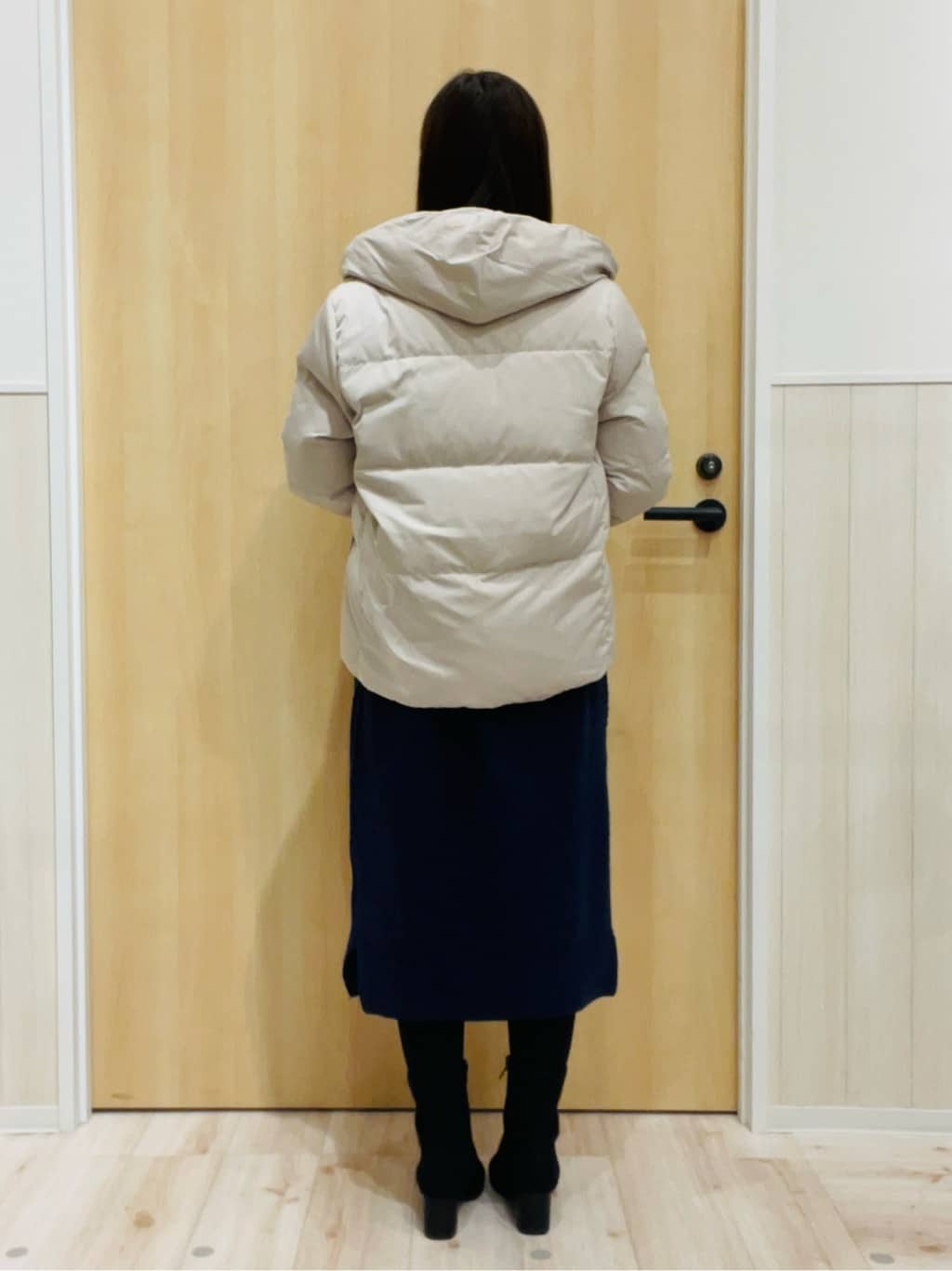 minamiさんの「SHOO･LA･RUE｜【撥水/洗える】ショートフーディーダウン」を使ったコーディネート