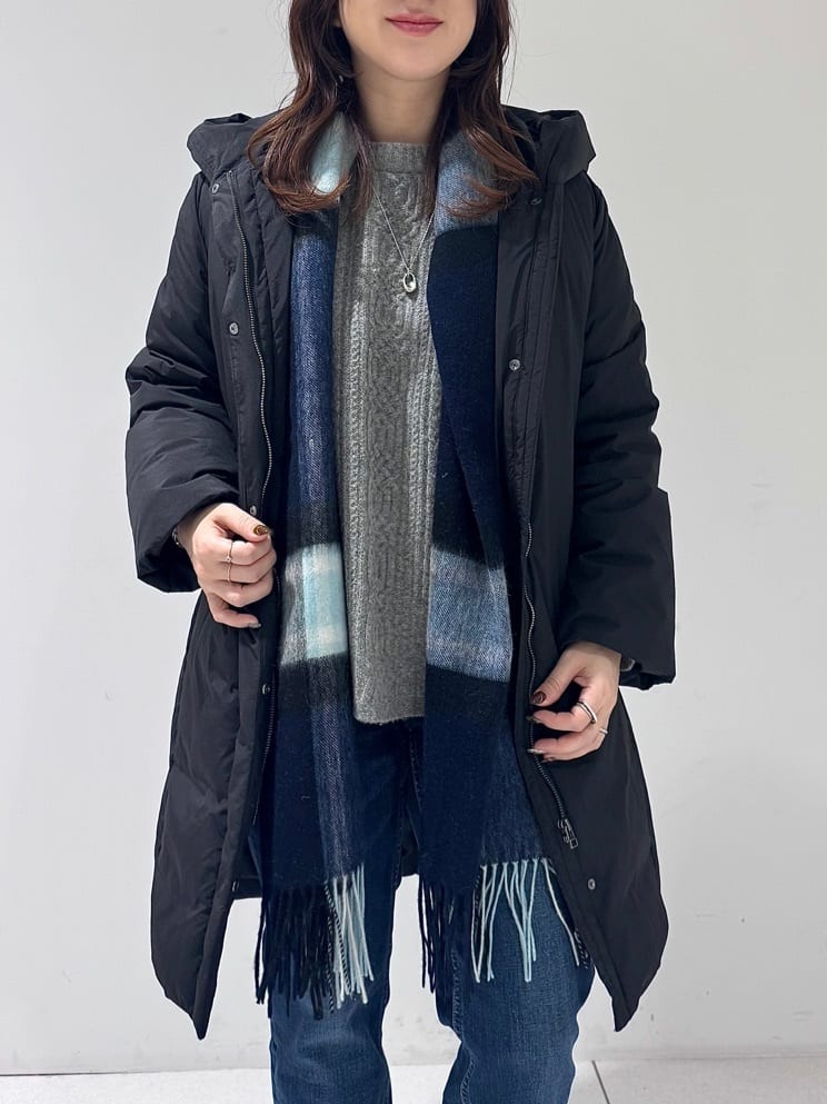 そんさんの「INDIVI｜【撥水／洗える】ステッチレス ロングダウンコート」を使ったコーディネート