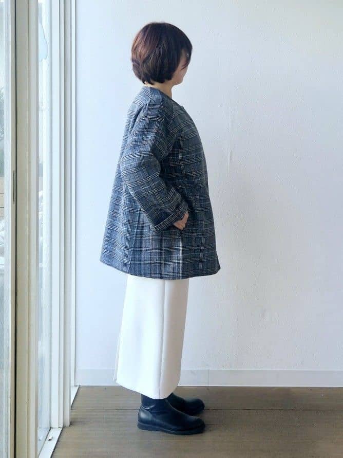 やじまさんの「UNTITLED｜【ミディ丈/軽やか】セミラグランリバー コート」を使ったコーディネート
