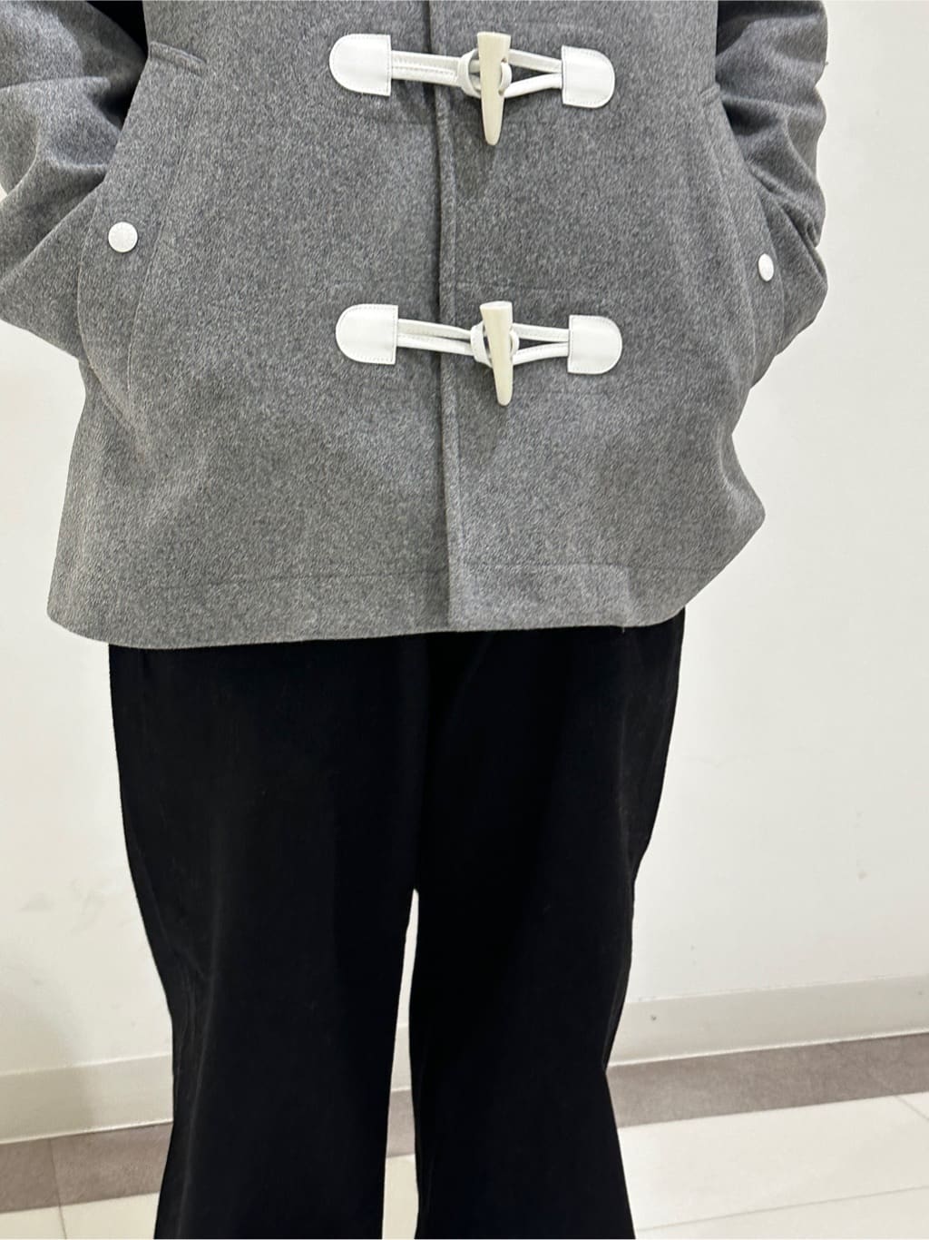 MATSUBARAさんの「DRESSTERIOR｜ヴィンテージ アルティメットチノパンツ」を使ったコーディネート