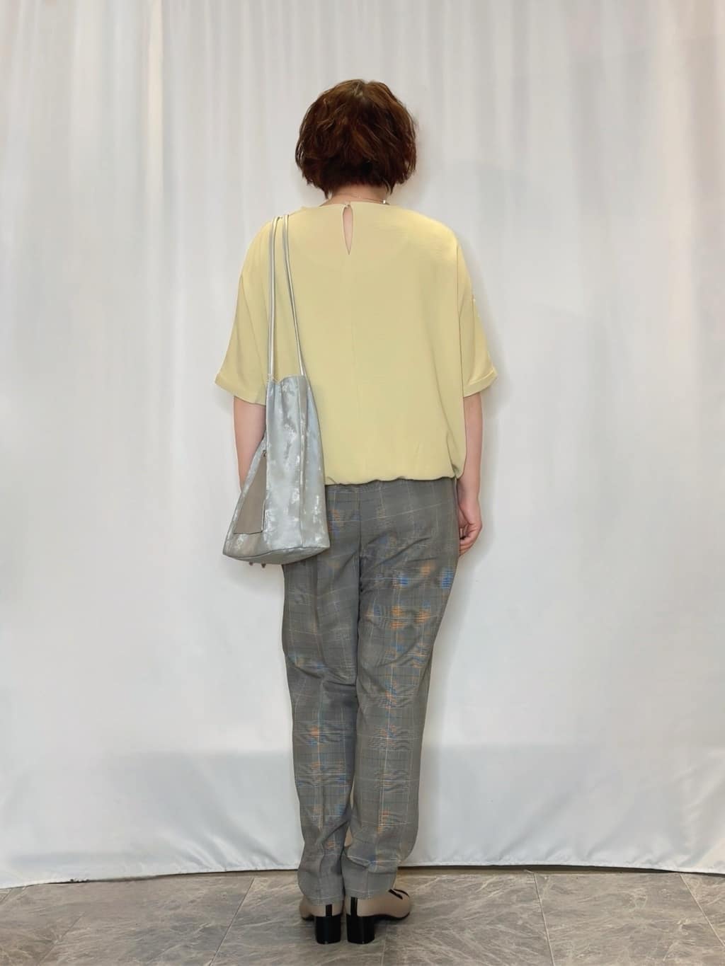 たみさんの「SHOO･LA･RUE｜【洗濯後しわになりにくい】さらっとタッチの 5分袖ドルマンブラウス」を使ったコーディネート