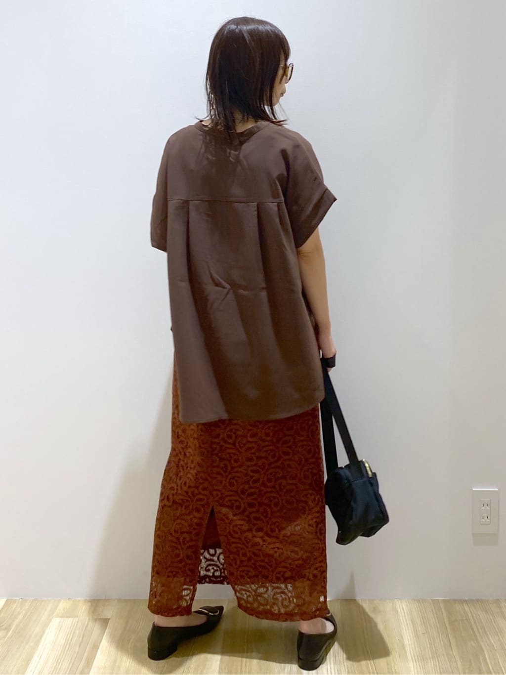 えりさんの「OPAQUE.CLIP｜《7色展開／SS-LLサイズ》ストレッチスキッパーブラウス／セットアップ対応【洗濯機洗い可／防シワ】」を使ったコーディネート