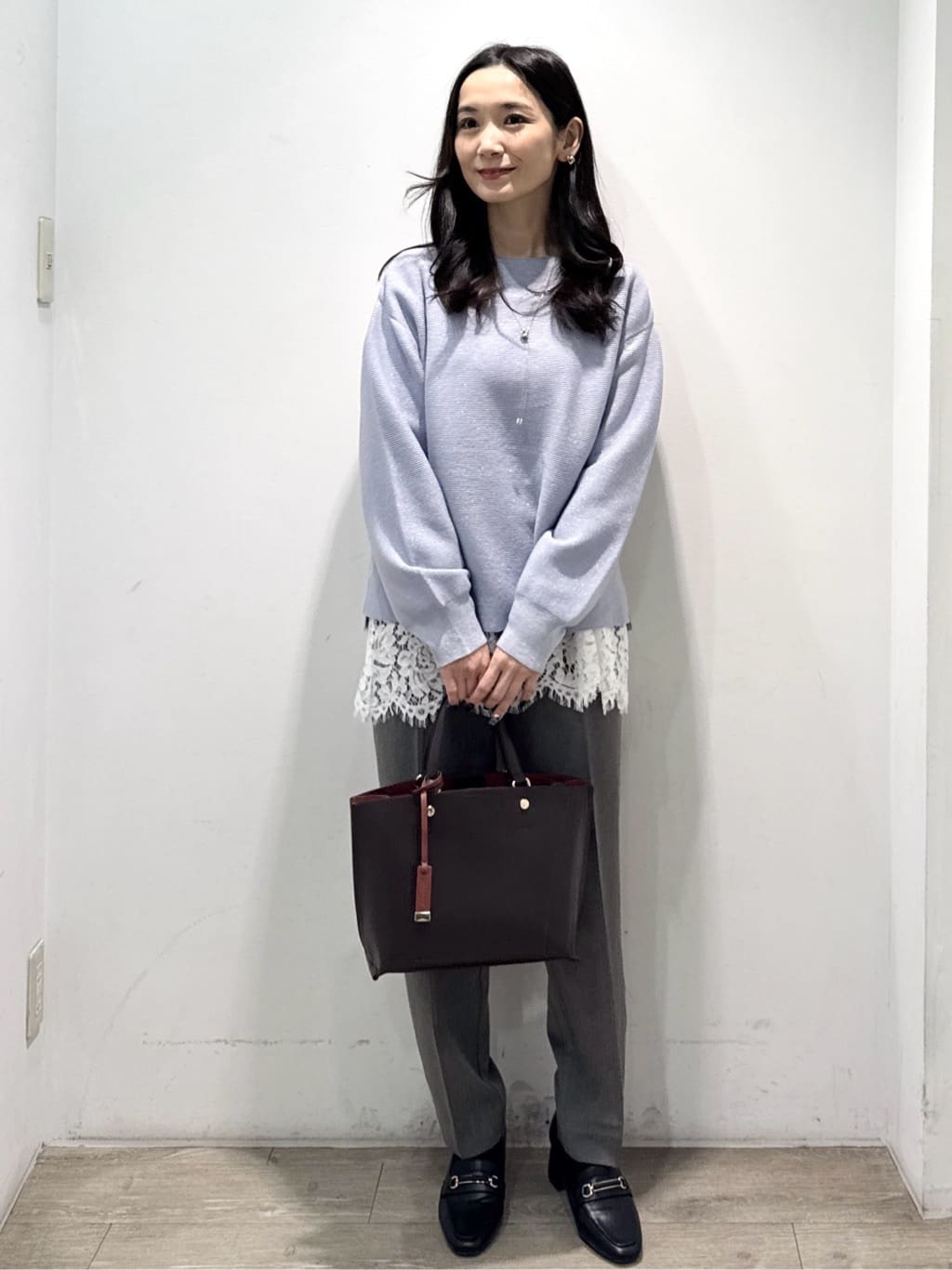 yuicciさんの「OPAQUE.CLIP｜ウォームタッチ イージーテーパードパンツ【洗濯機洗OK／ストレッチ】」を使ったコーディネート