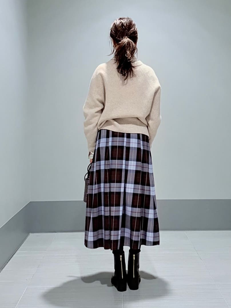 Yamaさんの「DRESSTERIOR｜◆チェックタックソフトプリーツスカート」を使ったコーディネート