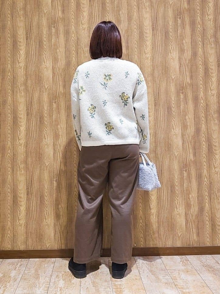 かなさんの「SHOO･LA･RUE｜【撥水/フード取り外し可】自然にくびれる あったかダイヤ柄キルトコート【CIRCRIC】」を使ったコーディネート