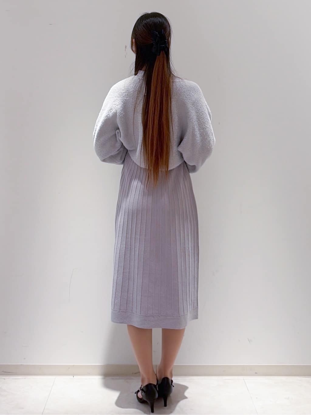 yurinaさんの「index｜ラメフェザープルオーバーセット ニットワンピース【洗濯機OK】《XS～LL》」を使ったコーディネート