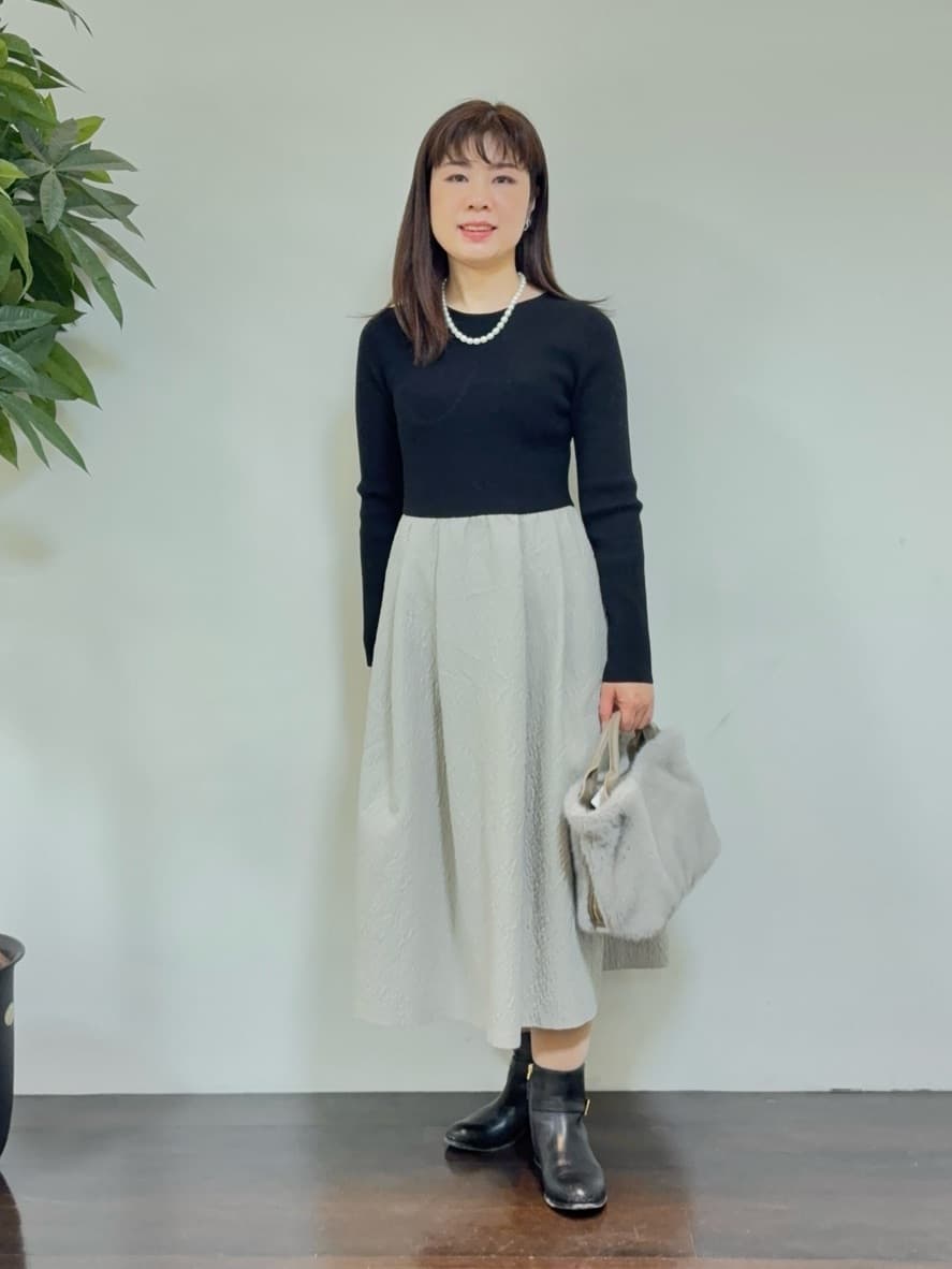 CHISATOさんの「UNTITLED｜【大人フェミニン/トレンド】ニット&times;ジャカード ドッキングワンピース」を使ったコーディネート