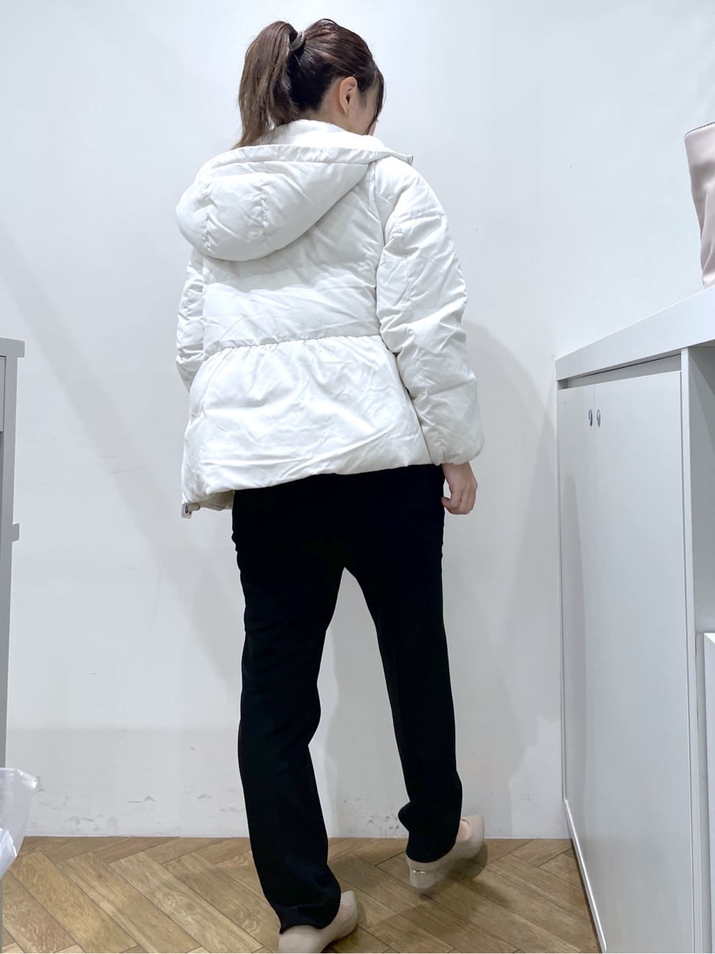 Junさんの「index｜ラメガーター編みボートネックニット【洗濯機OK】《8col／XS～LL》」を使ったコーディネート