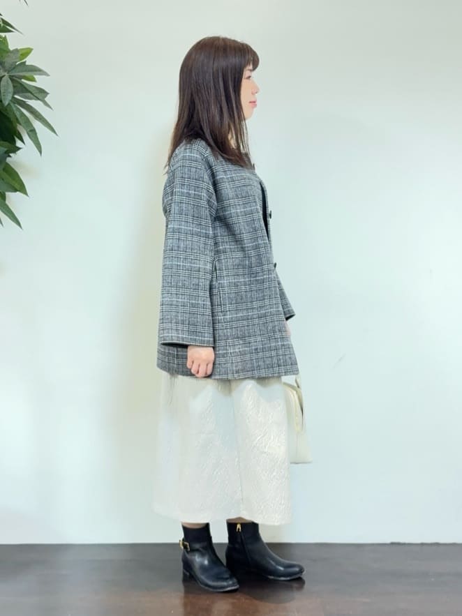 CHISATOさんの「UNTITLED｜【大人フェミニン/トレンド】ニット&times;ジャカード ドッキングワンピース」を使ったコーディネート
