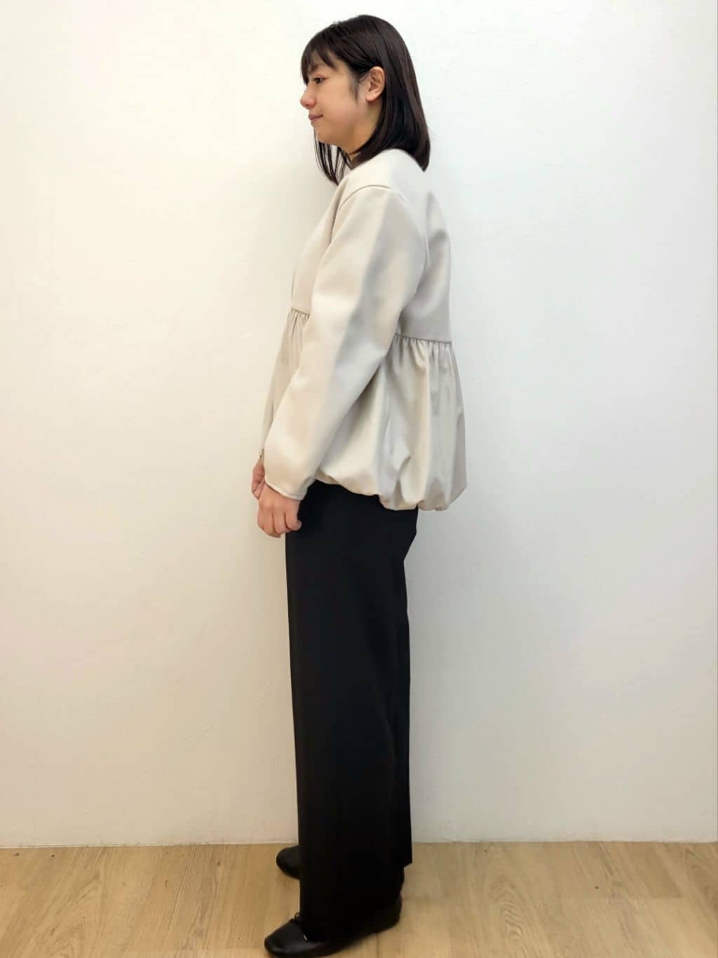 LISAさんの「OPAQUE.CLIP｜ウールライクペプラムドッキングアウター【洗濯機洗い可】」を使ったコーディネート