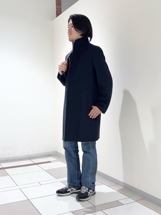 及川さんの「TAKEO KIKUCHI｜【ウールカシミヤブレンド】ビーバー調 スタンドカラー コート」を使ったコーディネート