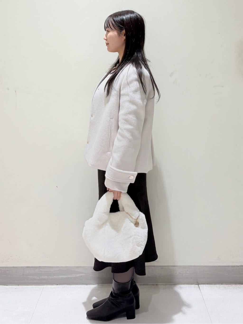 きみさんの「OPAQUE.CLIP｜フラワーモチーフハイネックニット【洗える】」を使ったコーディネート