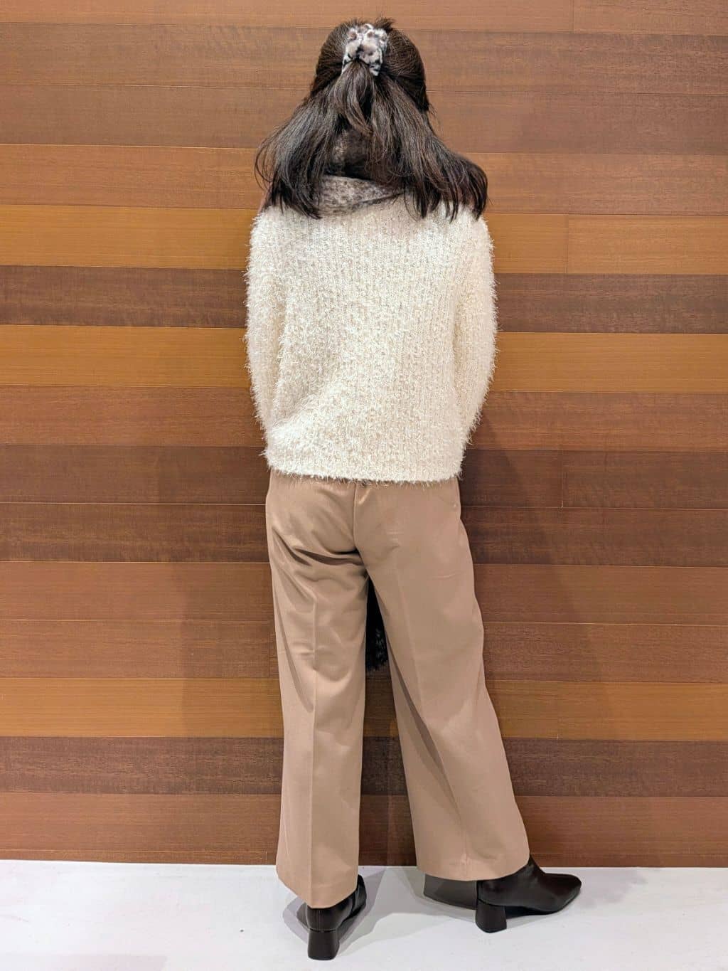 momoさんの「OPAQUE.CLIP｜シャギーラメニット【洗濯機OK】」を使ったコーディネート