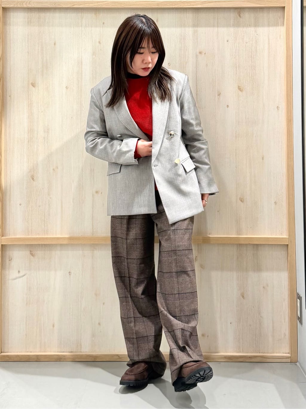 nanaさんの「THE SHOP TK｜【今羽織るなら】ダブルブレストジャケット【セットアップ可/洗える】」を使ったコーディネート