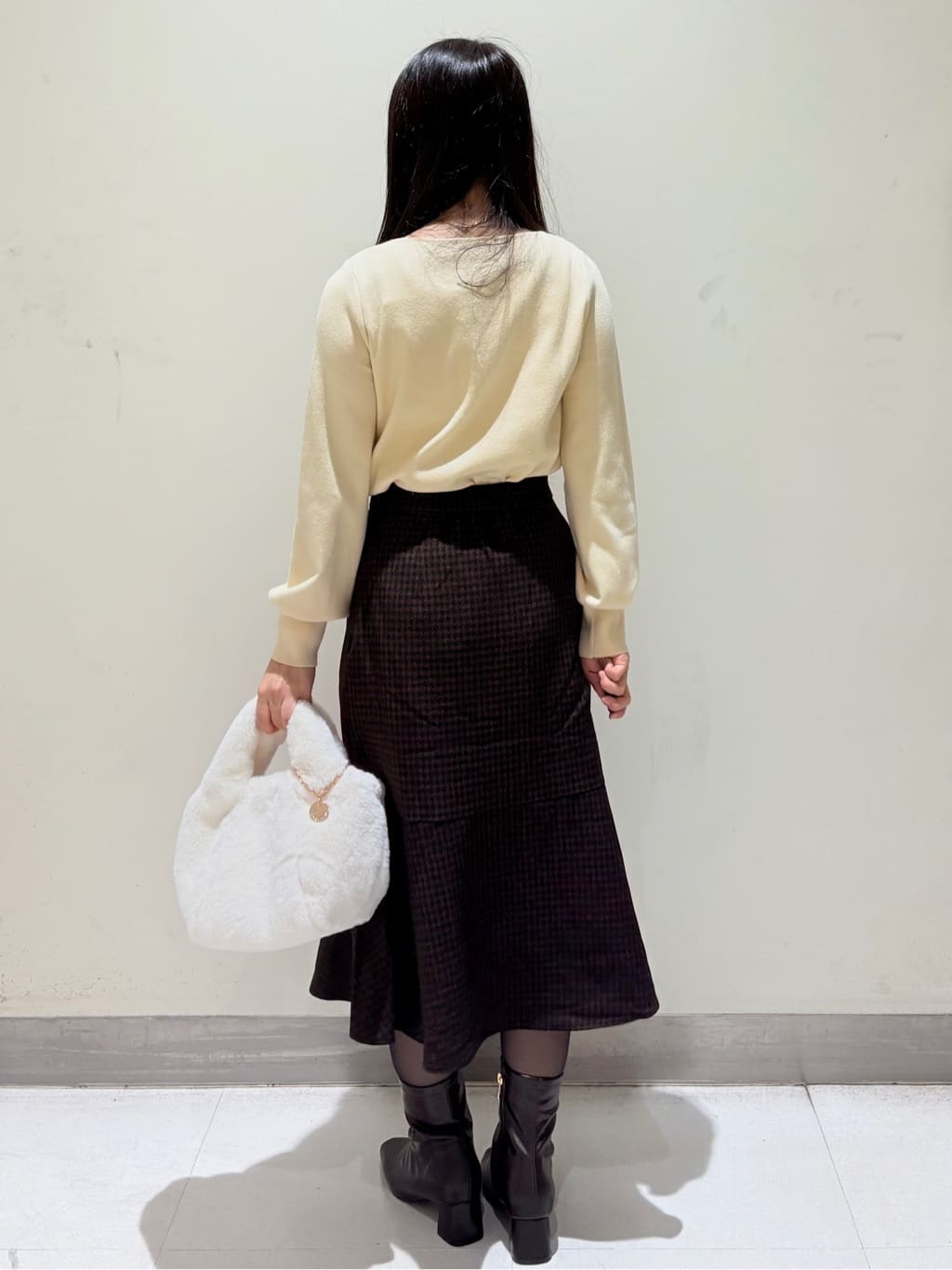 きみさんの「OPAQUE.CLIP｜ラメスカラップビジューデザインニット【洗濯機OK】《6col／S～LL》」を使ったコーディネート