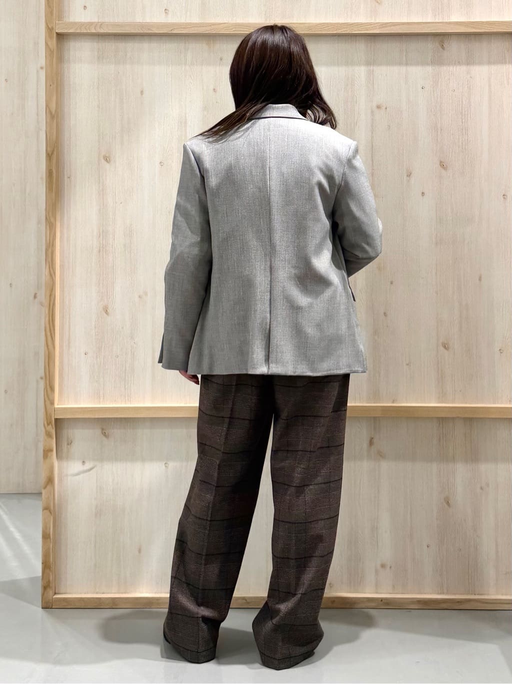 nanaさんの「THE SHOP TK｜【今羽織るなら】ダブルブレストジャケット【セットアップ可/洗える】」を使ったコーディネート