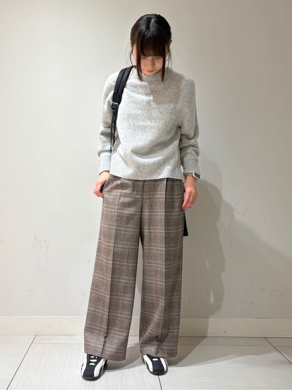 やなぎさんの「DRESSTERIOR｜【再入荷/荷重軽減】サスペンションマルチポケットリュック」を使ったコーディネート