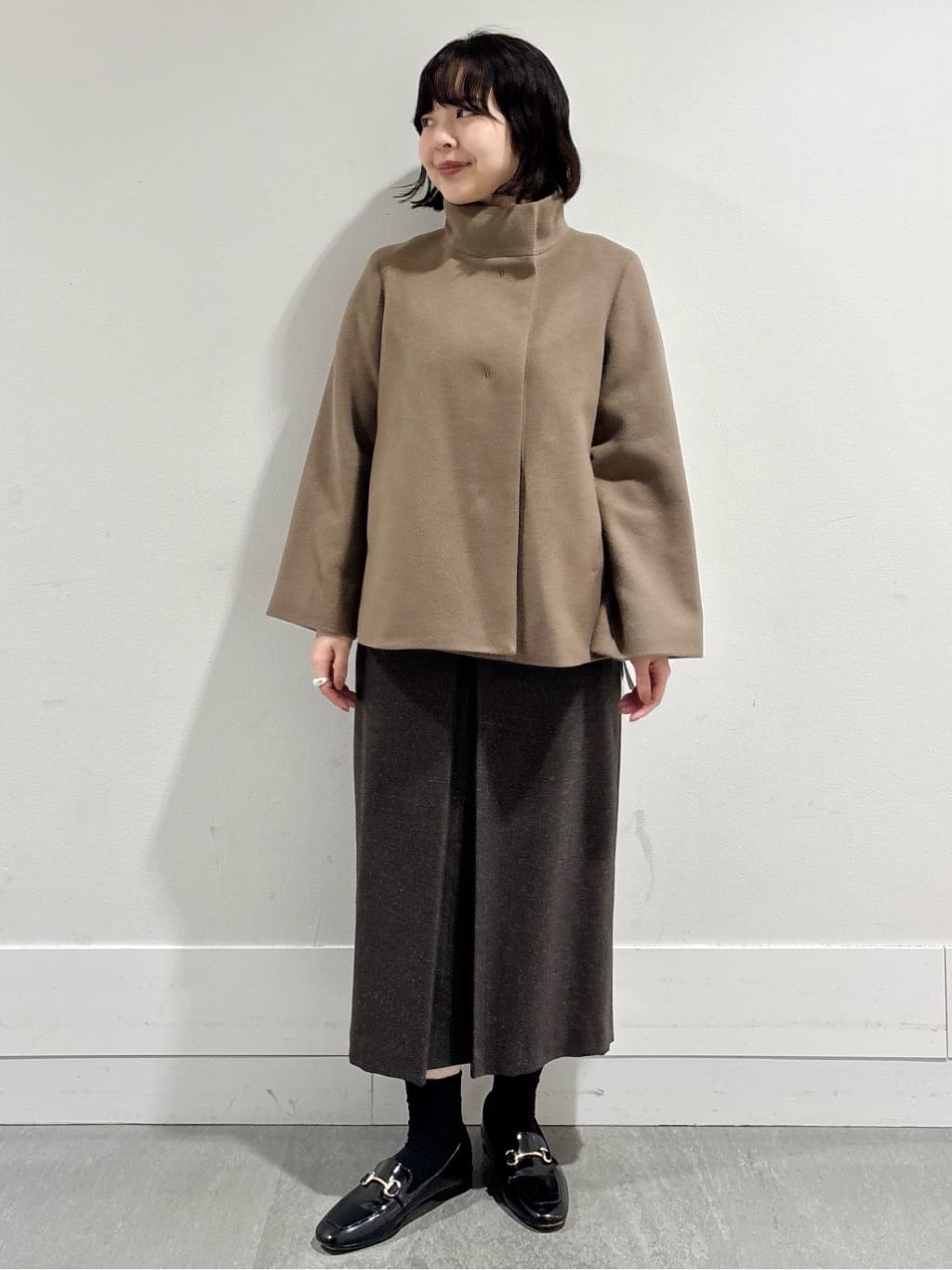 モエカさんの「UNTITLED｜【着回しが効く／オンオフアウター】ウールショートコート」を使ったコーディネート