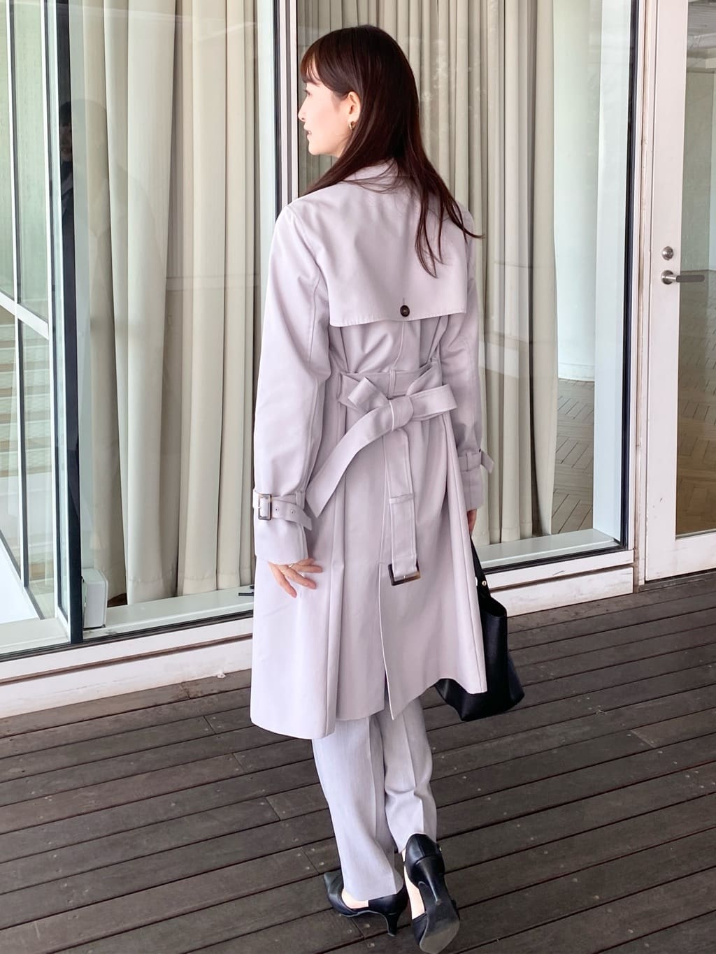 みさかさんの「index｜撥水トレンチコート【洗濯機OK／花粉対応】《XS～3L》」を使ったコーディネート