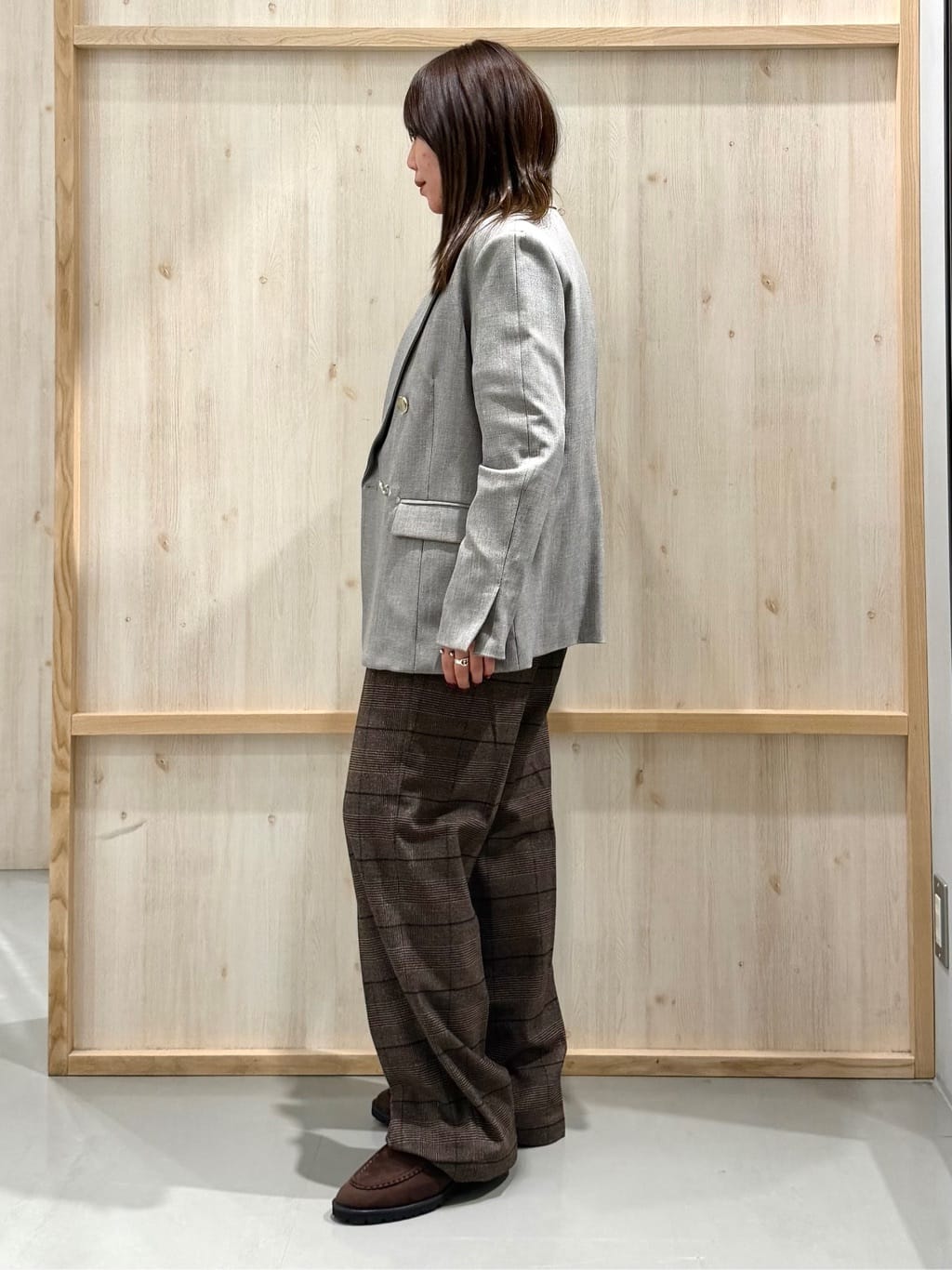 nanaさんの「THE SHOP TK｜【今羽織るなら】ダブルブレストジャケット【セットアップ可/洗える】」を使ったコーディネート