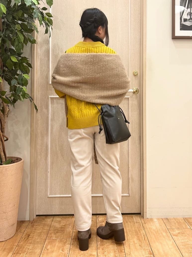 ちょたさんの「SHOO･LA･RUE｜太フリンジラメストール」を使ったコーディネート