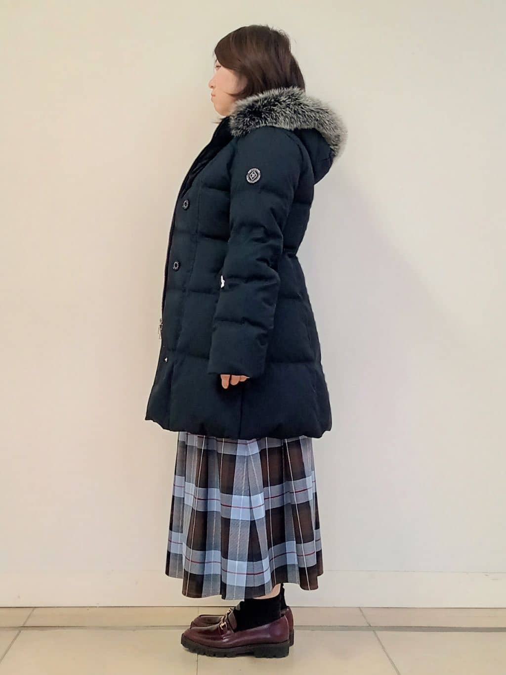 emiさんの「DRESSTERIOR｜ストレッチフルニードルニット」を使ったコーディネート
