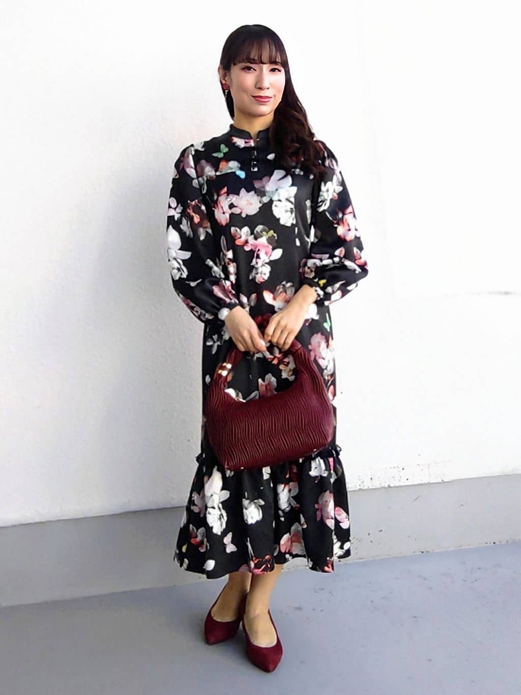keinaさんの「SunaUna｜【COLLECTION LINE】チャイナ花柄ワンピース」を使ったコーディネート