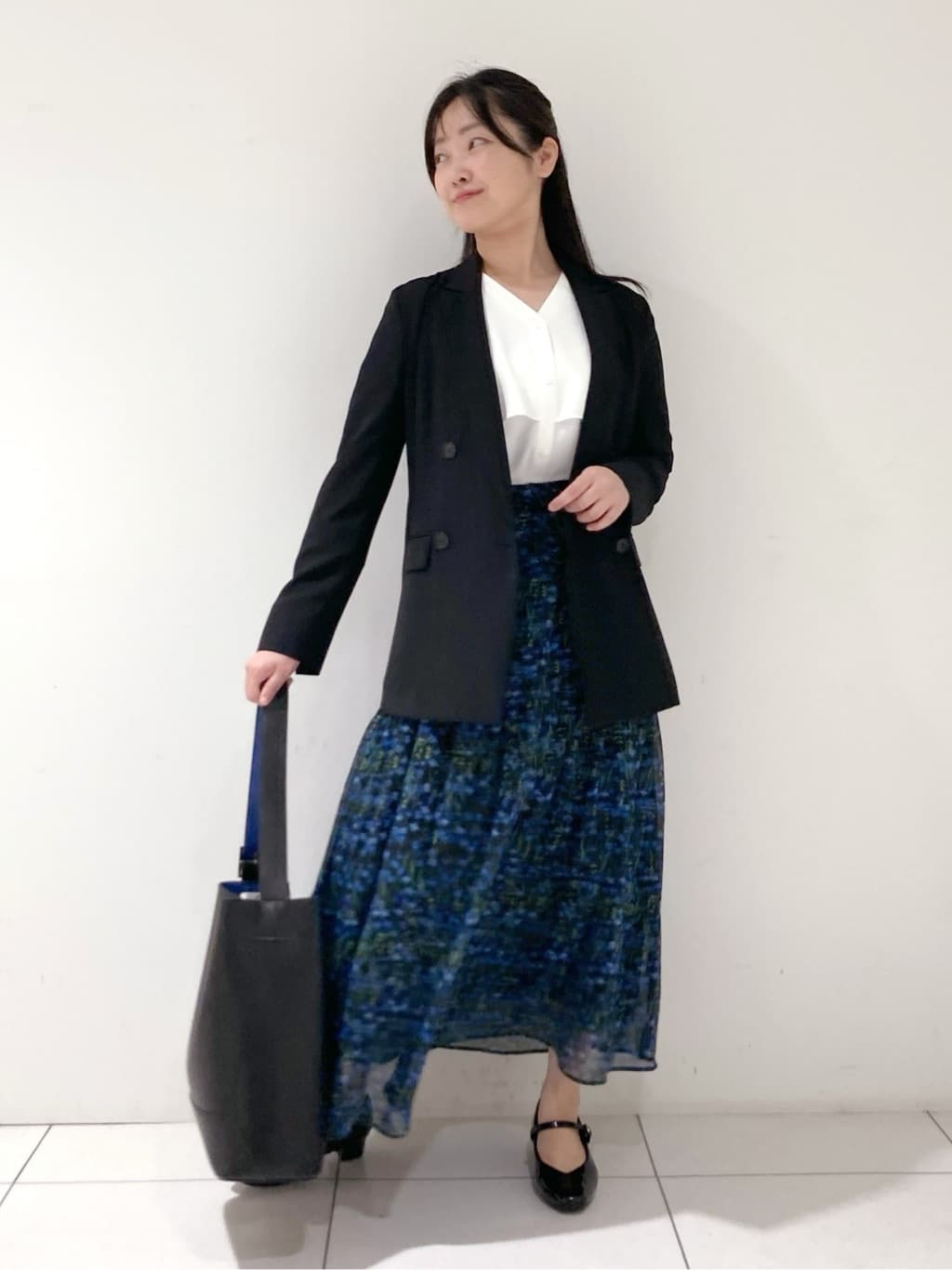 momokoさんの「INDIVI｜【軽く羽織れる！】ダブルジャケット」を使ったコーディネート
