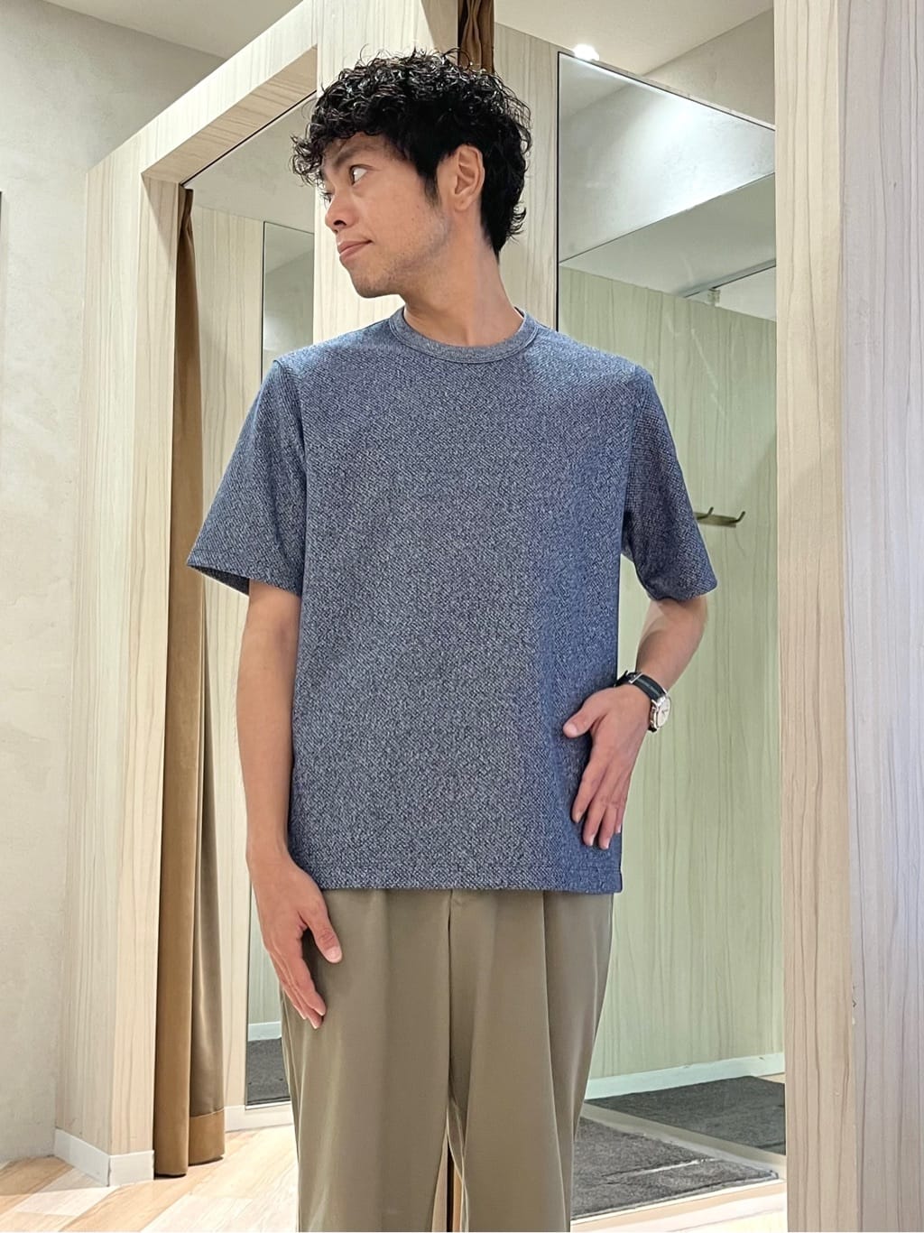 URAさんの「TAKEO KIKUCHI｜【3D ナイロン ストレッチ】ジップアップ フードブルゾン」を使ったコーディネート