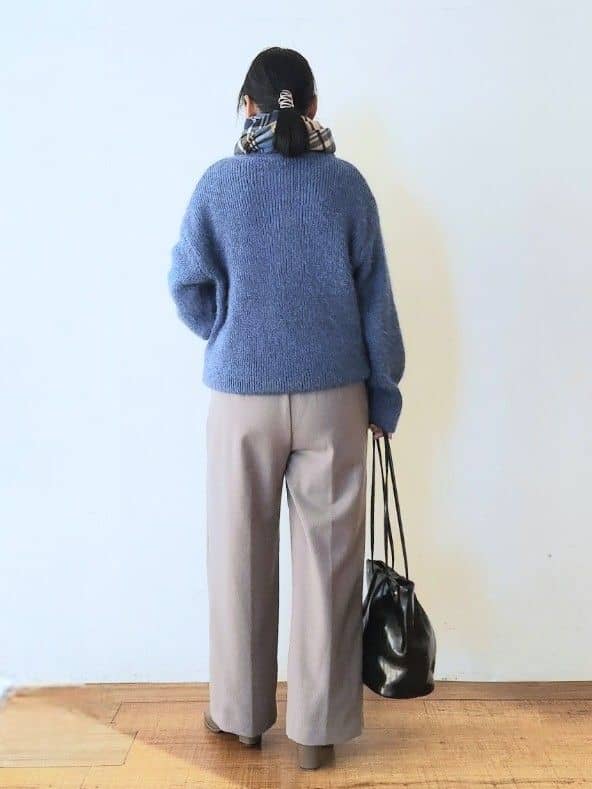 くまさんの「SHOO･LA･RUE｜【洗濯機可/S-LL/高レビュー】上品シルエットで美しい イージーワイドパンツ」を使ったコーディネート