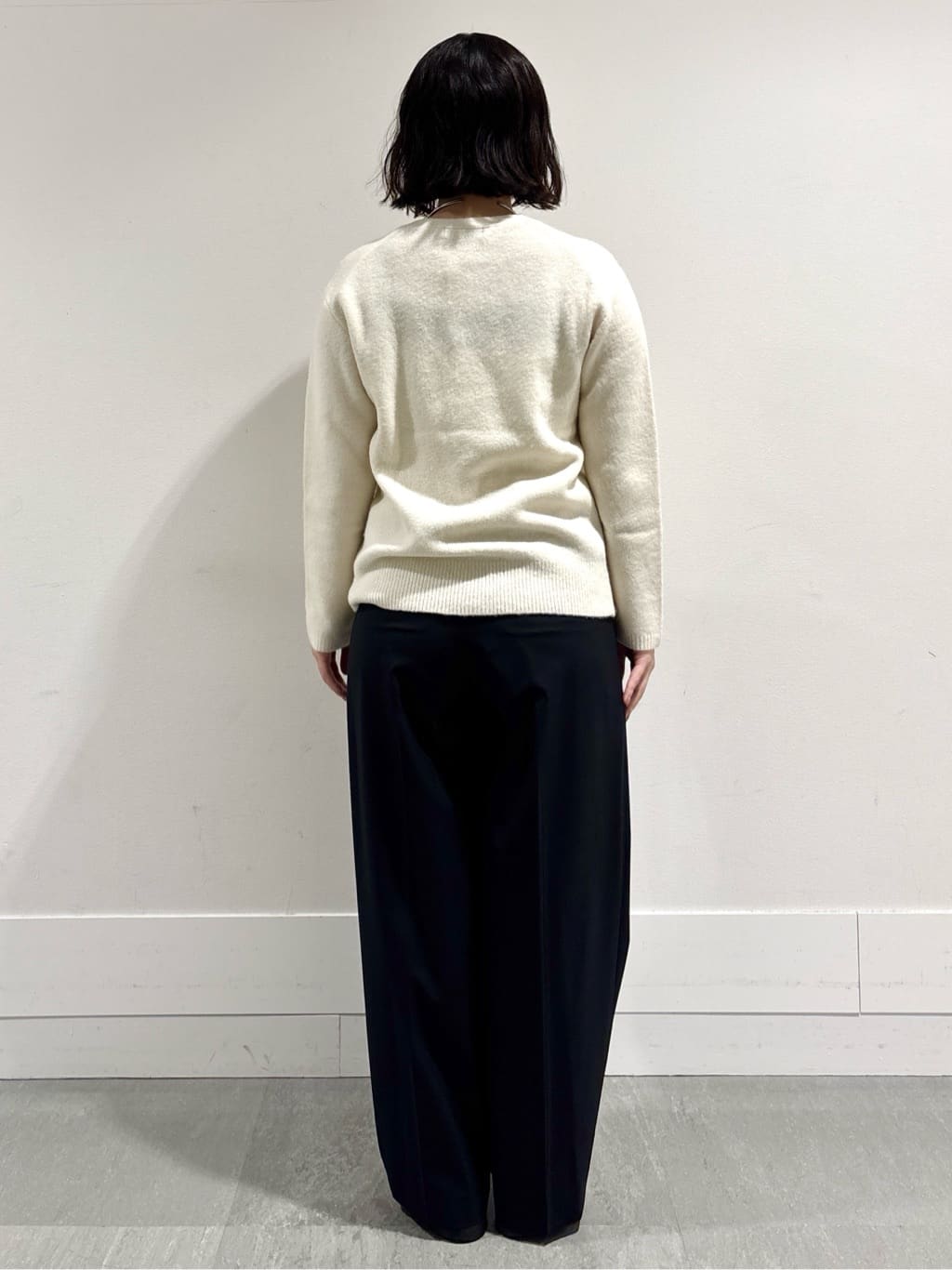 モエカさんの「UNTITLED｜【トレンド/柔らかな素材感】ビスチェセットカーディガン」を使ったコーディネート