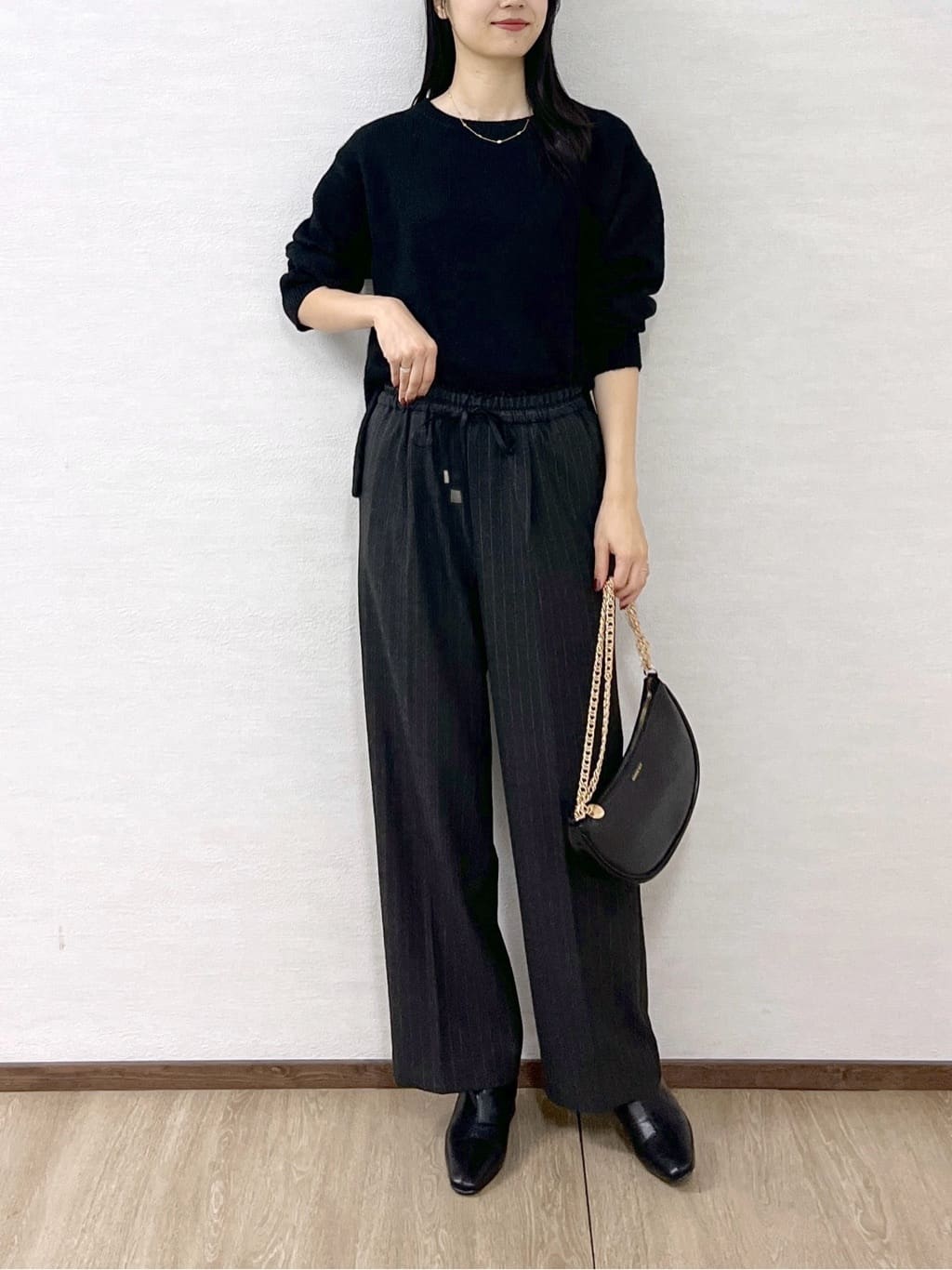 sachikoさんの「OPAQUE.CLIP｜リラクシークルーネックニット【洗濯機OK】」を使ったコーディネート